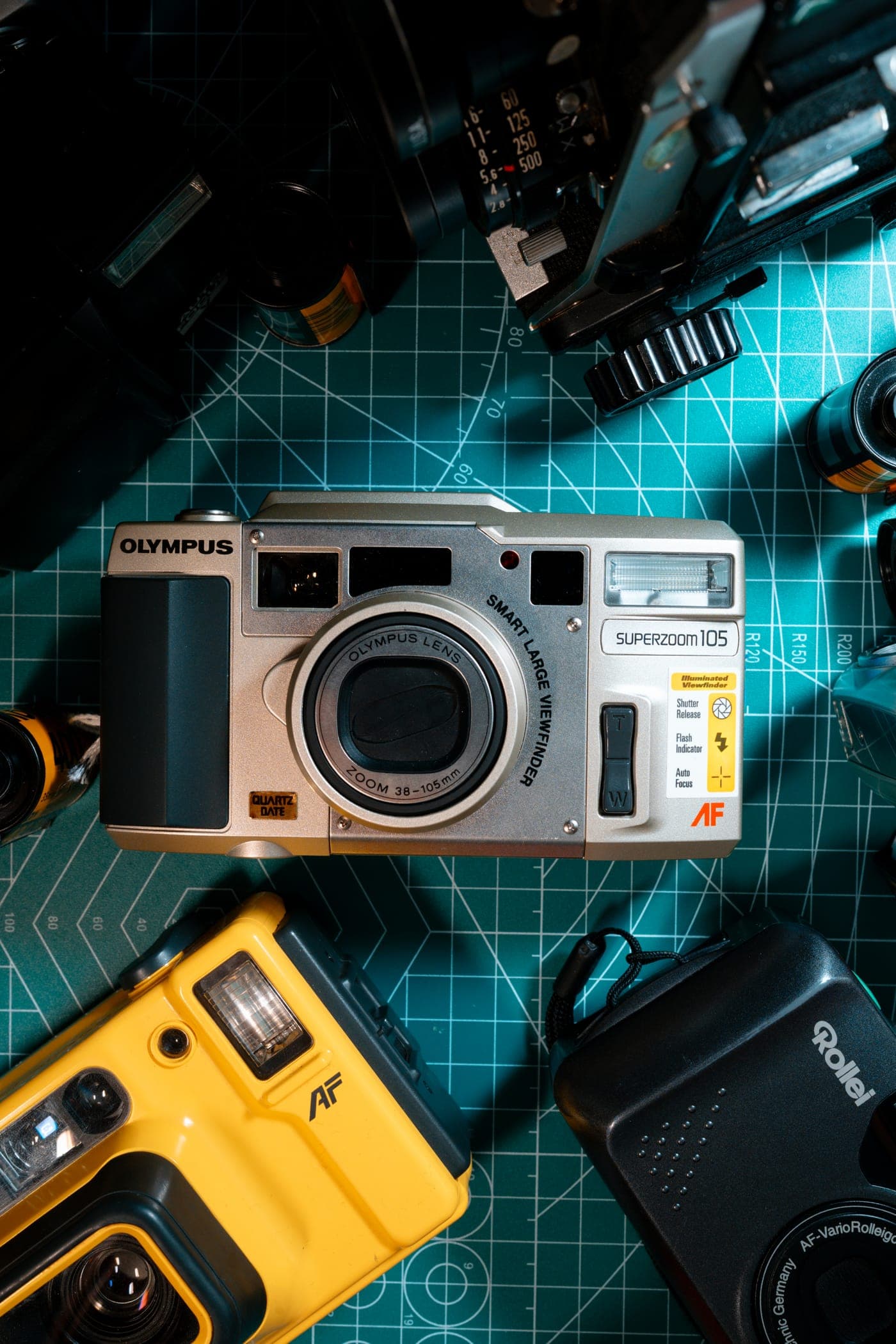 Olympus Superzoom 105 Close-Up